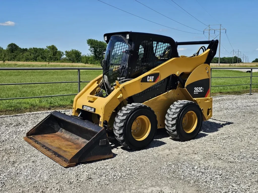 2013 CATERPILLAR 262C2