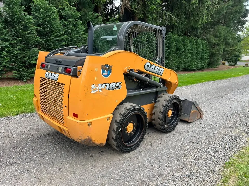 2017 Case sv185 skid steer