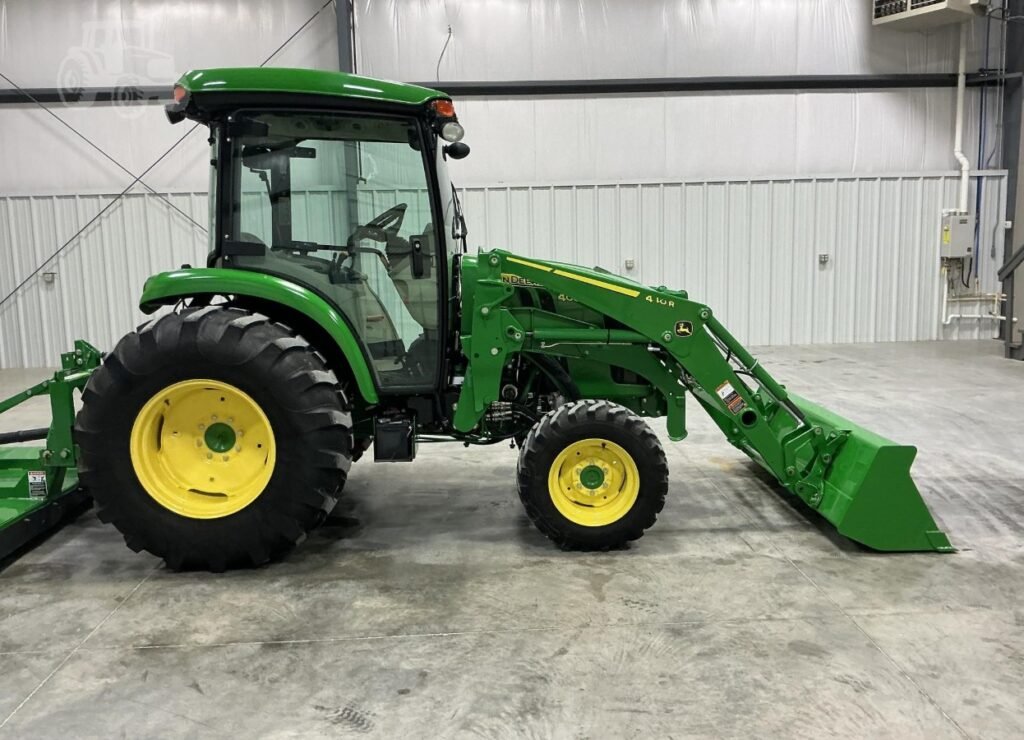 2020 JOHN DEERE 4066R
