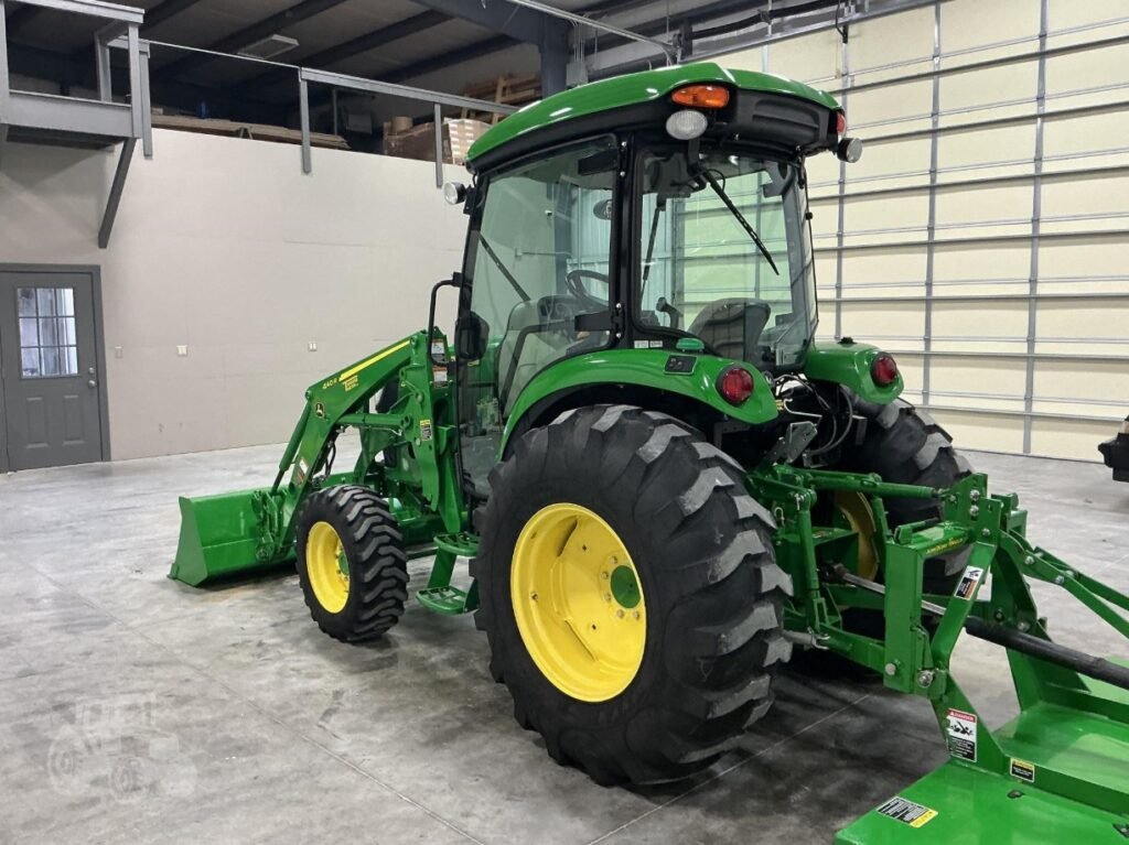 2020 JOHN DEERE 4066R